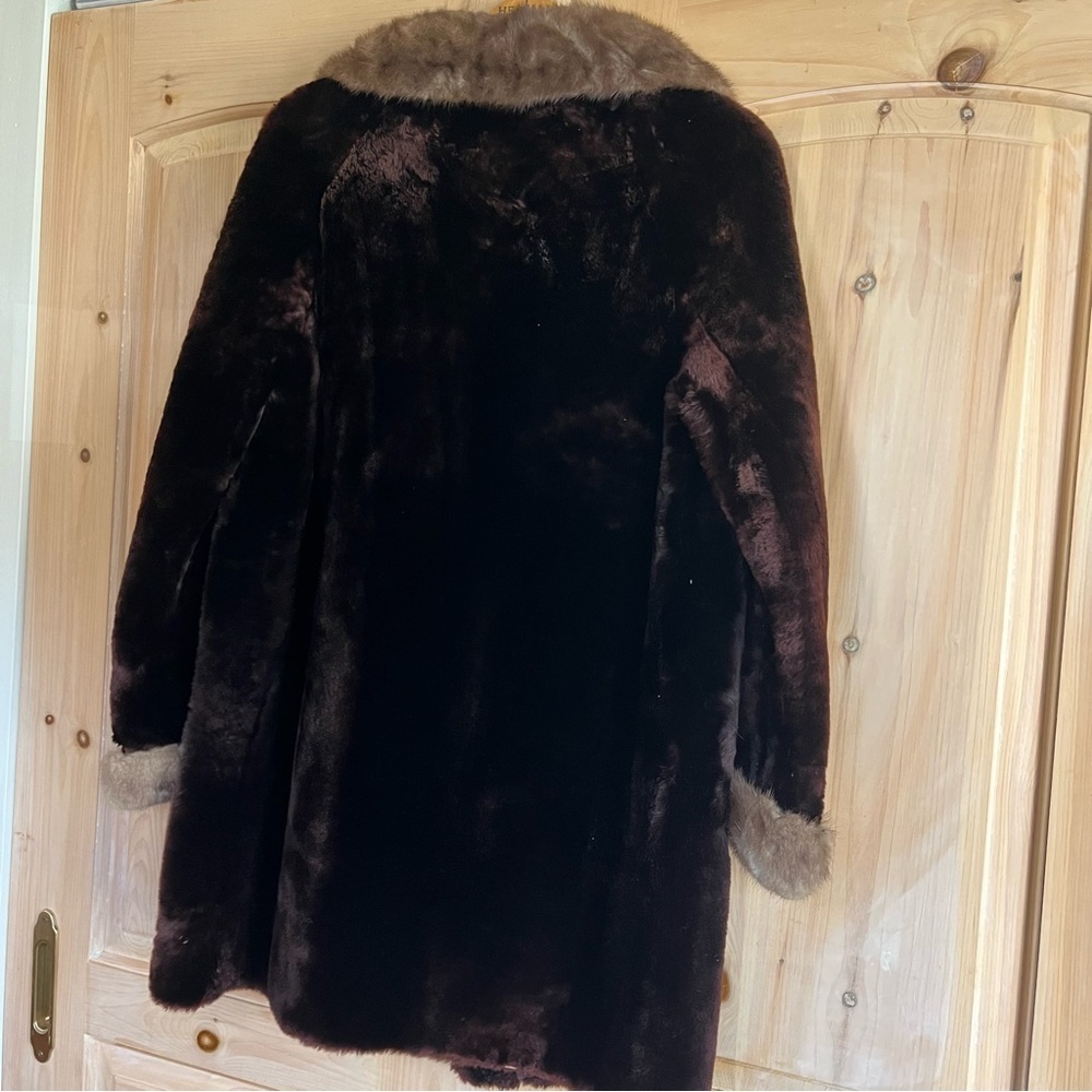 Vintage Brown Fur Long Coat Mink Fur Collar Custom Made - Classy Elegant Luxury - Picture 13 of 16